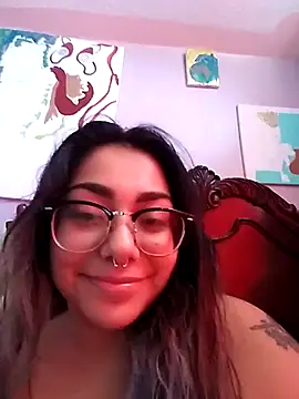 Lovelyrainn online show from September 20, 2025, 4:12 pm