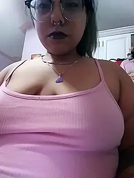 Lovelyrainn online show from September 27, 2025, 4:29 am