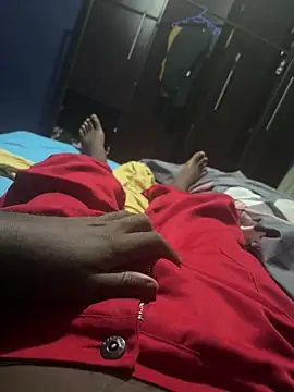 dickhiver5512 online show from November 14, 2025, 2:37 am