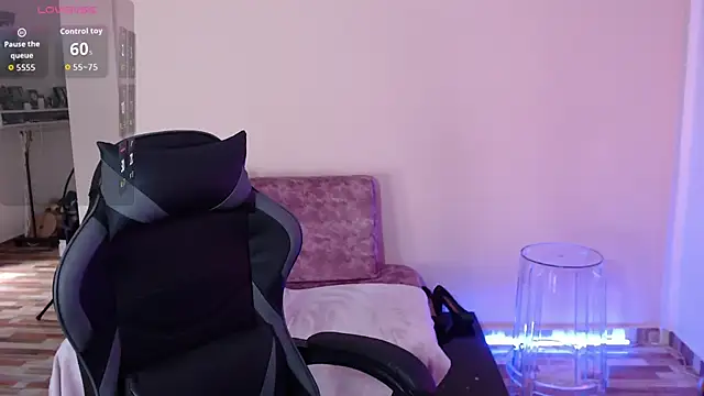 Snapshot of Susanahendrix chatting on March 28, 2026, 6:31 pm Susanahendrix online show from March 28, 2026, 6:31 pm