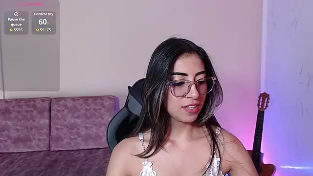 Snapshot of Susanahendrix chatting on February 26, 2026, 6:19 pm Susanahendrix online show from February 26, 2026, 6:19 pm