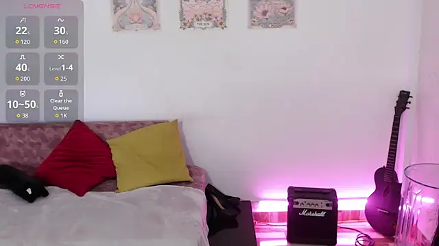 Susanahendrix online show from November 27, 2025, 3:23 pm