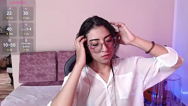 Snapshot of Susanahendrix chatting on March 23, 2026, 6:19 pm Susanahendrix online show from March 23, 2026, 6:19 pm