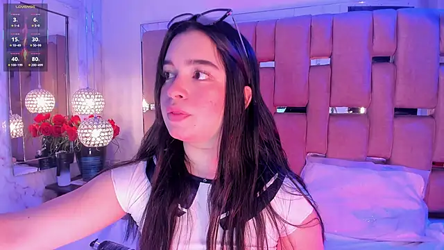 Snapshot of KateLee chatting on January 17, 2026, 8:23 pm KateLee online show from January 17, 2026, 8:23 pm