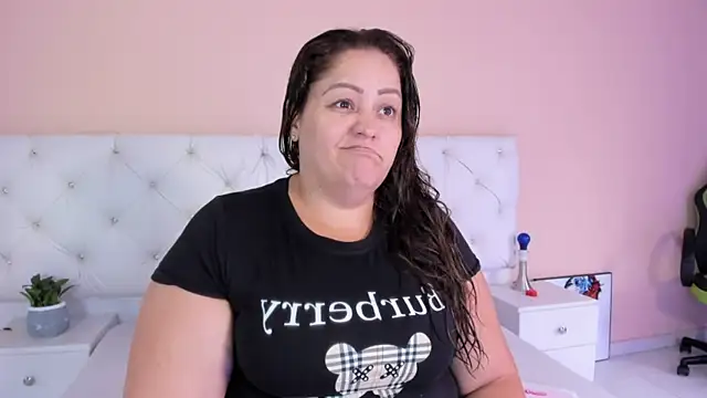 katte landerr online show from November 13, 2025, 12:53 pm