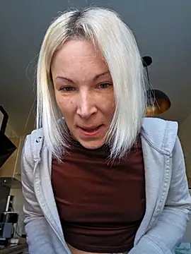 Sunny-Sin online show from February 15, 2026, 11:20 am