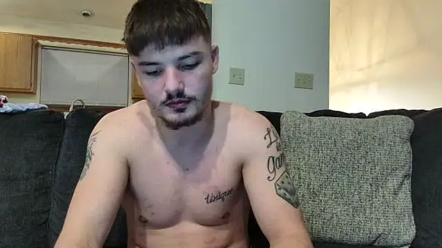 Snapshot of derekmontana2 chatting on February 26, 2026, 2:00 am derekmontana2 online show from February 26, 2026, 2:00 am