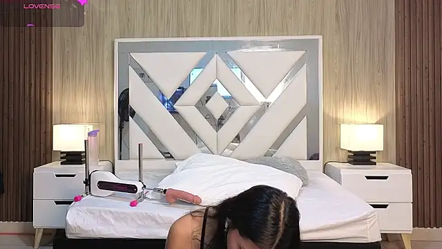 Snapshot of Lisa_sweetas chatting on February 3, 2026, 7:41 pm Lisa sweetas online show from February 3, 2026, 7:41 pm