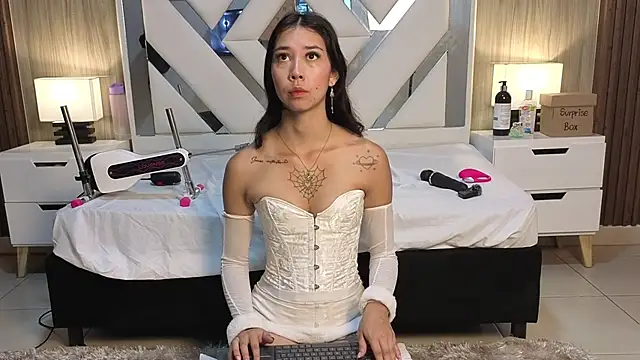 Snapshot of Lisa_sweetas chatting on February 14, 2026, 1:17 am Lisa sweetas online show from February 14, 2026, 1:17 am