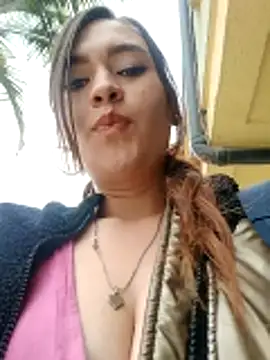 Snapshot of miss_berlyn chatting on November 21, 2025, 6:29 pm miss berlyn online show from November 21, 2025, 6:29 pm