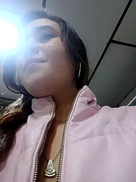 Snapshot of miss_berlyn chatting on January 8, 2026, 3:12 am miss berlyn online show from January 8, 2026, 3:12 am