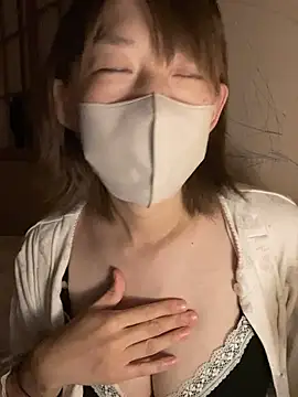 Snapshot of usako_2025 chatting on October 24, 2025, 12:48 pm usako 2025 online show from October 24, 2025, 12:48 pm