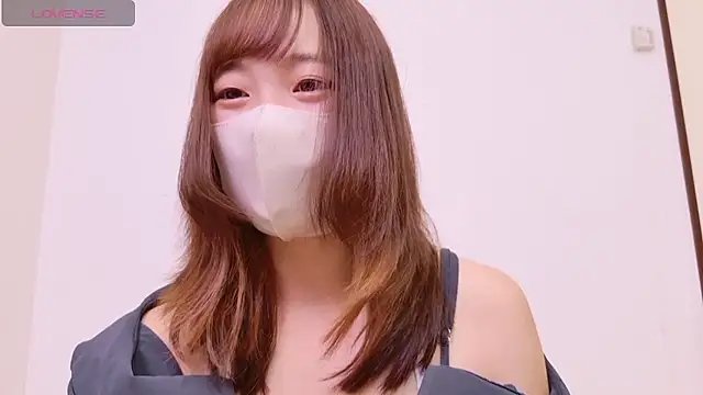 Snapshot of mitsuri_chan_love chatting on November 1, 2025, 4:45 pm mitsuri chan love online show from November 1, 2025, 4:45 pm