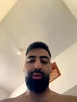 Snapshot of bignasthairy chatting on October 17, 2025, 11:17 pm bignasthairy online show from October 17, 2025, 11:17 pm