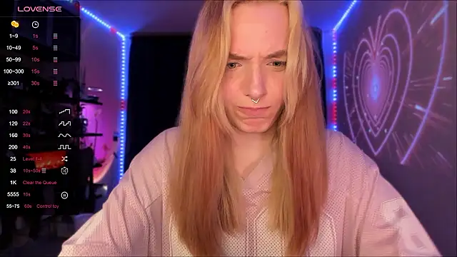 elilybby online show from February 1, 2026, 5:11 pm