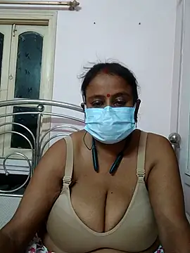 Snapshot of Barna_Love chatting on September 26, 2025, 6:15 pm Barna Love online show from September 26, 2025, 6:15 pm