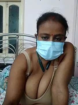 Snapshot of Barna_Love chatting on October 5, 2025, 6:09 pm Barna Love online show from October 5, 2025, 6:09 pm