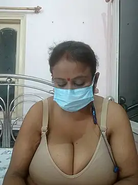 Snapshot of Barna_Love chatting on April 20, 2026, 12:41 pm Barna Love online show from April 20, 2026, 12:41 pm