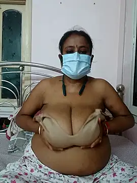 Snapshot of Barna_Love chatting on September 8, 2025, 6:07 pm Barna Love online show from September 8, 2025, 6:07 pm