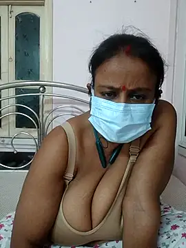 Snapshot of Barna_Love chatting on September 23, 2025, 5:53 pm Barna Love online show from September 23, 2025, 5:53 pm