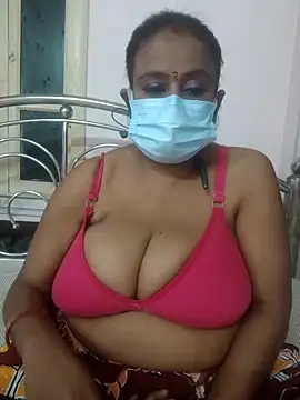 Snapshot of Barna_Love chatting on November 13, 2025, 5:28 pm Barna Love online show from November 13, 2025, 5:28 pm