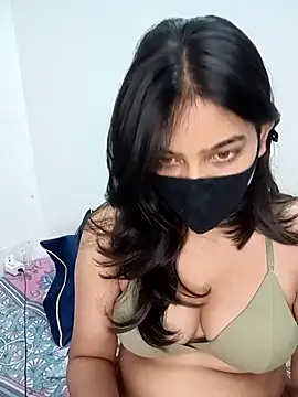 Snapshot of Snehabeauti chatting on June 18, 2026, 3:50 pm Snehabeauti online show from June 18, 2026, 3:50 pm