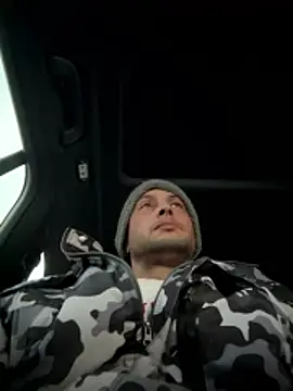 Carlosmauricio123 online show from February 7, 2026, 10:07 pm