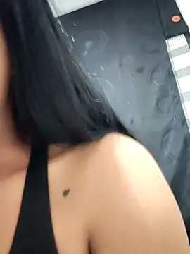 Megara 25 online show from December 18, 2025, 3:27 pm