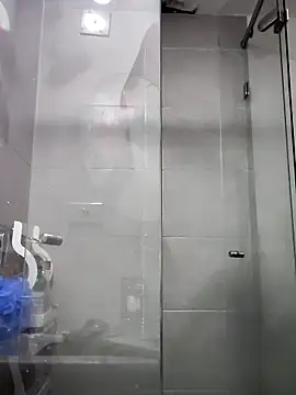 Snapshot of Megara_25 chatting on November 19, 2025, 11:43 am Megara 25 online show from November 19, 2025, 11:43 am