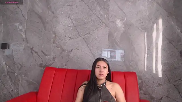 Snapshot of Megara_25 chatting on November 1, 2025, 2:44 pm Megara 25 online show from November 1, 2025, 2:44 pm