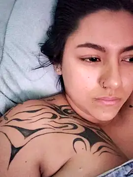 Snapshot of Megara_25 chatting on November 21, 2025, 8:19 pm Megara 25 online show from November 21, 2025, 8:19 pm