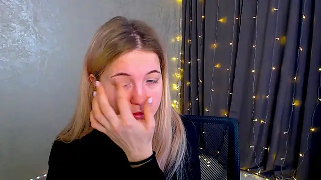 Snapshot of arlana_klart chatting on February 5, 2026, 1:01 am arlana klart online show from February 5, 2026, 1:01 am