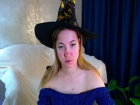 Snapshot of arlana_klart chatting on October 31, 2025, 1:13 am arlana klart online show from October 31, 2025, 1:13 am