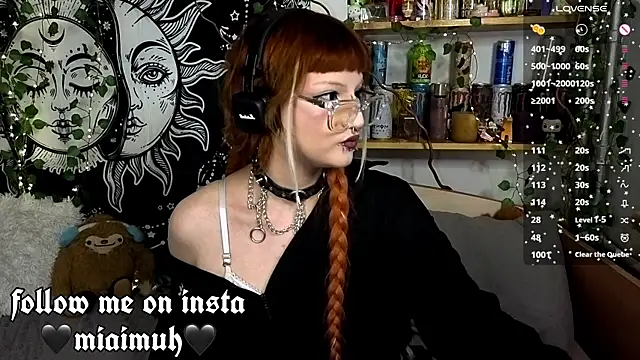 Snapshot of mia__yui chatting on July 24, 2026, 9:33 pm mia yui online show from July 24, 2026, 9:33 pm