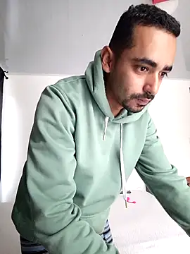 Snapshot of stivenlujan69 chatting on November 16, 2025, 1:27 pm stivenlujan69 online show from November 16, 2025, 1:27 pm