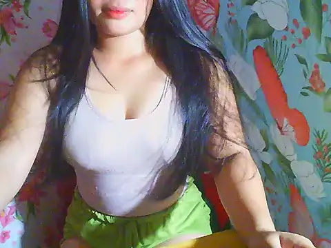 Snapshot of Katie_Winslet chatting on January 5, 2026, 11:52 pm Katie Winslet online show from January 5, 2026, 11:52 pm