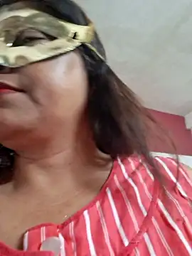 Snapshot of SIMIHOT chatting on July 15, 2026, 8:54 am SIMIHOT online show from July 15, 2026, 8:54 am