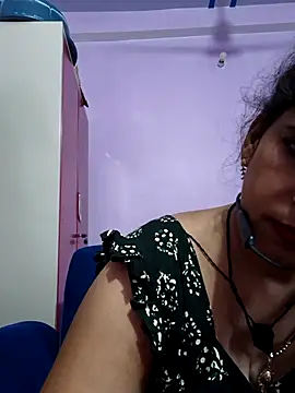 Snapshot of Sonalihot_ chatting on June 19, 2026, 4:29 am Sonalihot online show from June 19, 2026, 4:29 am