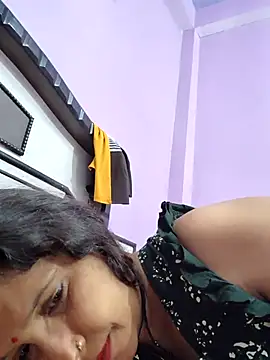 Snapshot of Sonalihot_ chatting on July 8, 2026, 3:30 am Sonalihot online show from July 8, 2026, 3:30 am