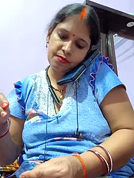 Snapshot of Sonalihot_ chatting on April 21, 2026, 6:42 am Sonalihot online show from April 21, 2026, 6:42 am