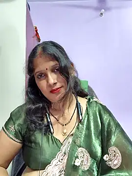 Snapshot of Sonalihot_ chatting on May 4, 2026, 6:44 pm Sonalihot online show from May 4, 2026, 6:44 pm