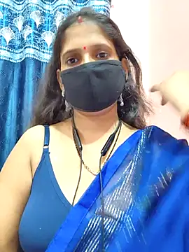 Snapshot of Sonalihot_ chatting on November 19, 2025, 5:35 pm Sonalihot online show from November 19, 2025, 5:35 pm