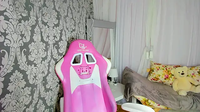 Snapshot of Marie_Ellie chatting on March 20, 2026, 1:28 am Marie Ellie online show from March 20, 2026, 1:28 am