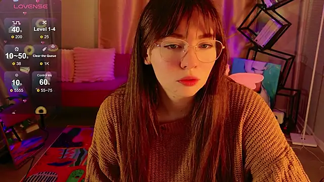 Snapshot of Moon__Bunny chatting on May 11, 2026, 2:18 pm Moon Bunny online show from May 11, 2026, 2:18 pm