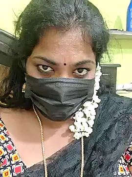 Snapshot of Tamil_Mithra chatting on February 25, 2026, 10:48 am Tamil Mithra online show from February 25, 2026, 10:48 am