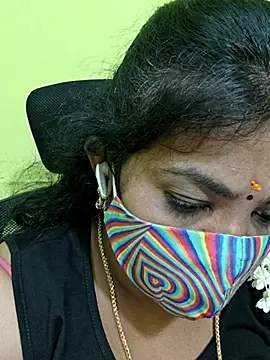 Snapshot of Tamil_Mithra chatting on April 22, 2026, 9:43 pm Tamil Mithra online show from April 22, 2026, 9:43 pm