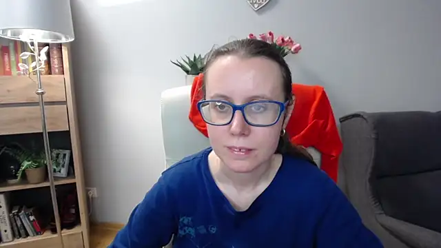 sweetxLizzy online show from April 7, 2026, 4:25 am