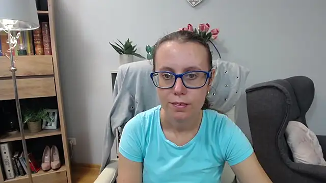 Snapshot of sweetxLizzy chatting on July 10, 2026, 4:23 am sweetxLizzy online show from July 10, 2026, 4:23 am