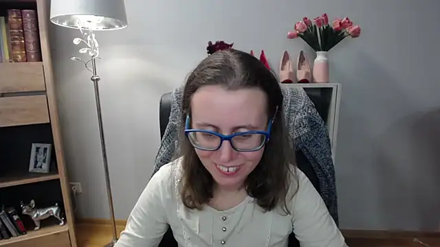 Snapshot of sweetxLizzy chatting on December 22, 2025, 5:29 am sweetxLizzy online show from December 22, 2025, 5:29 am