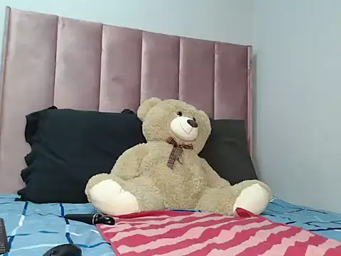 Snapshot of Abby_108 chatting on December 4, 2025, 8:41 pm Abby 108 online show from December 4, 2025, 8:41 pm